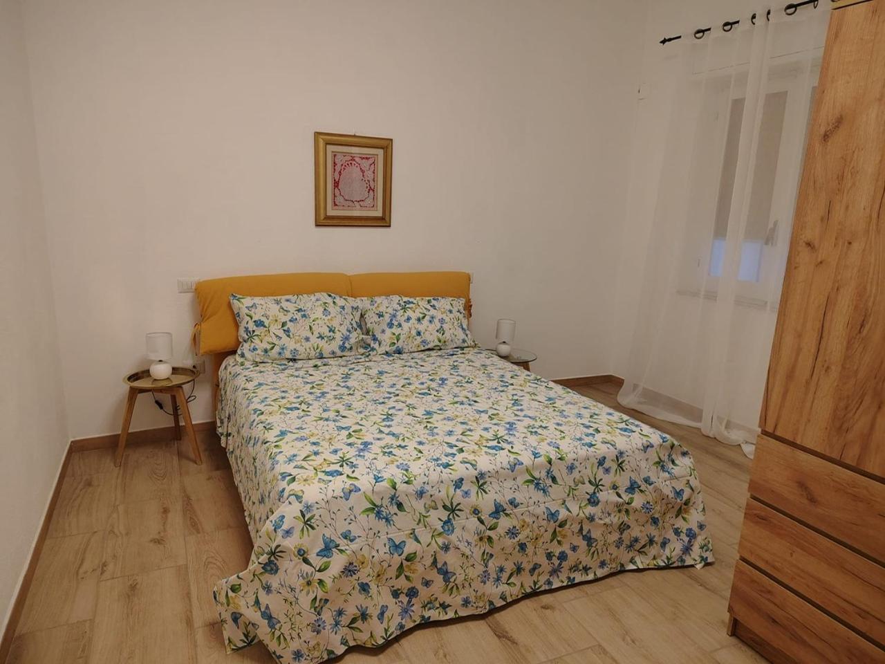 Casa Emma Apartment Cabras Ngoại thất bức ảnh