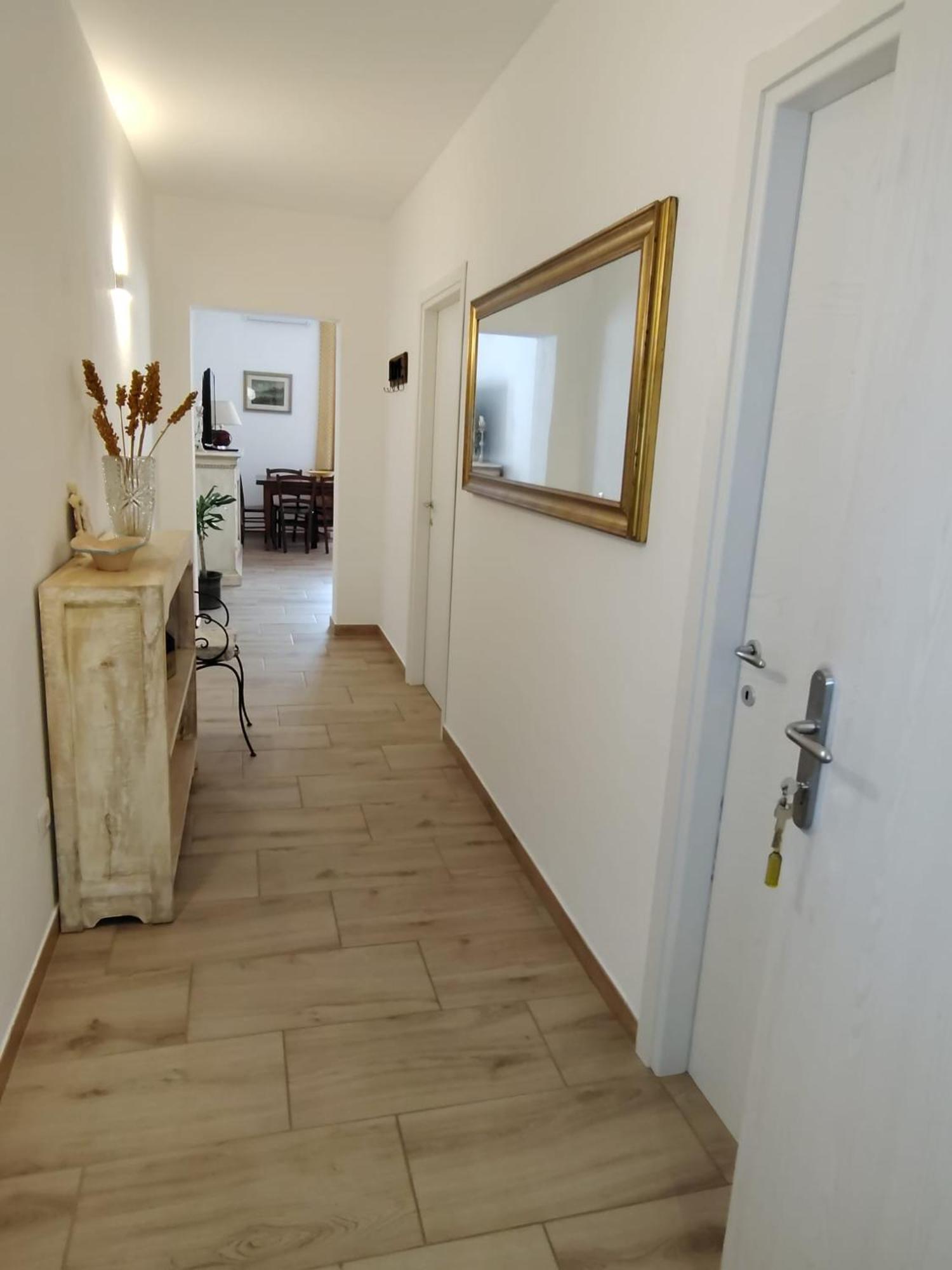 Casa Emma Apartment Cabras Ngoại thất bức ảnh